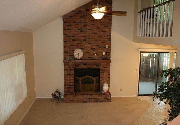 4th image of 7426 Prairie Lake Dr