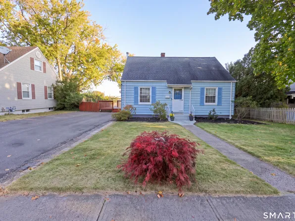 103 Fenway Drive, Hamden, CT 06517
