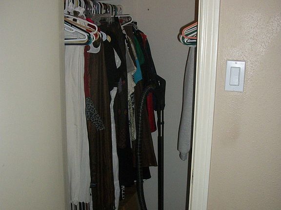 4th image of 2946 Turtle Creek Dr