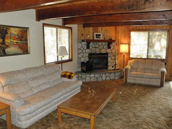 3rd image of 481 Spruce Ln