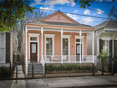 3220 Chestnut St, New Orleans, LA, 70115