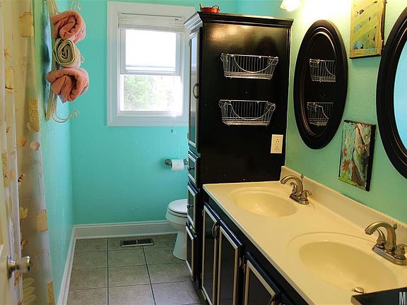 5th image of 3437 Pinehurst Pl NE