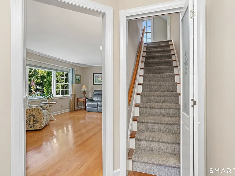 118 Lloyd Dr — Photo 24