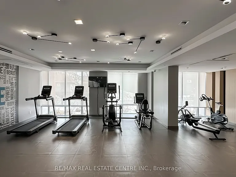 1010 Dundas St E #Penthouse 12 — Photo 38