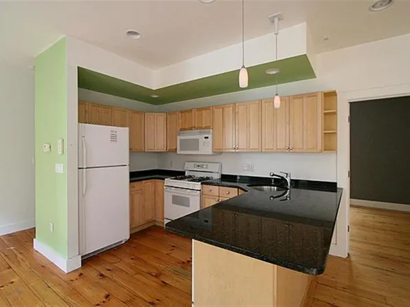 345 Columbia St #1, Cambridge, MA 02141