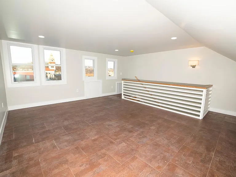 517 Ferry St #2 — Photo 11