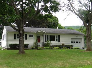 7 Rosewood Rd, Horseheads, NY 14845