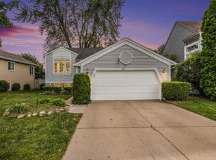 734 Springwood Dr SE, Kentwood, MI 49548
