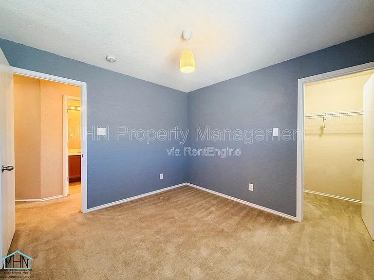 5630 Sendero Spg — Photo 26