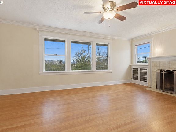 4th image of 706 W B St