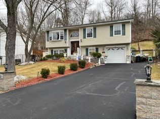 60 Lincoln St, Sloatsburg, NY 10974