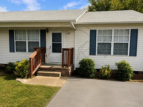 220 Nowlin Dr #B Photo 1 220 Nowlin Dr #B Photo 1