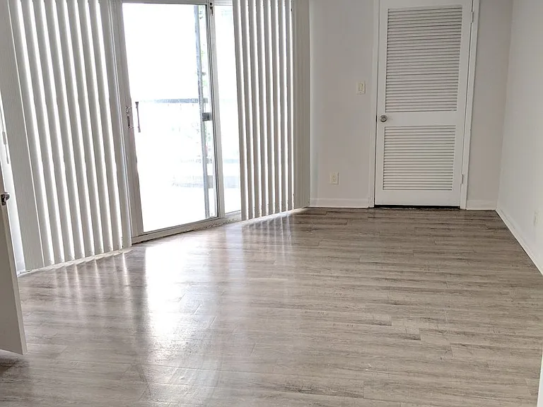 900 19th Ave S #207 — Photo 7
