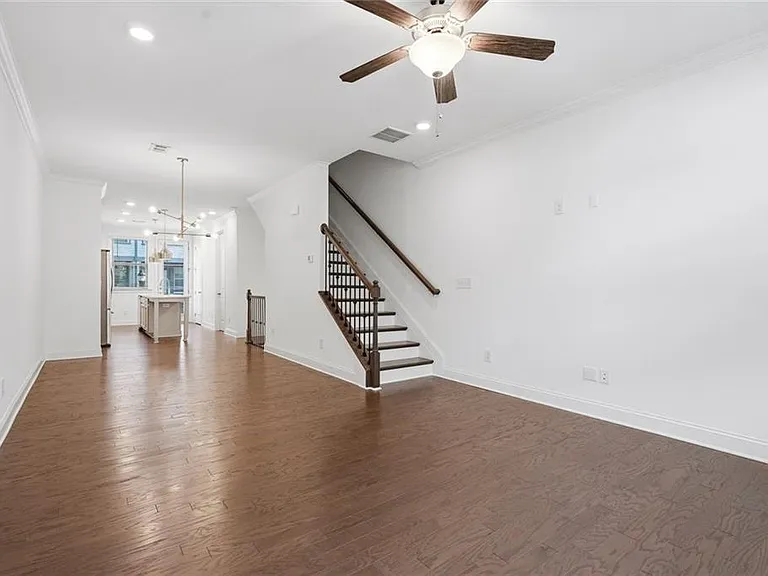 2438 Figaro Dr — Photo 11