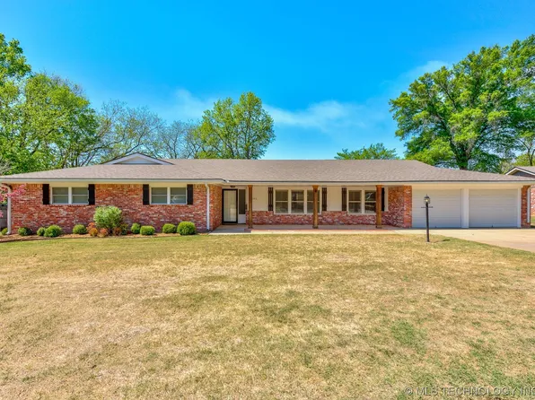 1501 Cedar St, Bartlesville, OK 74006