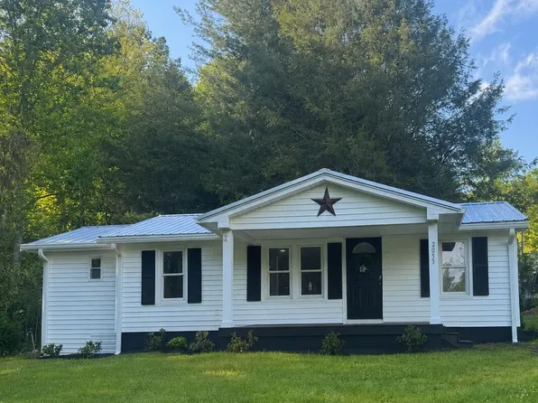 2053 Berry Branch Rd, Mountain City, TN 37683