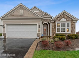 2882 Ravinia Cir, Mundelein, IL 60060