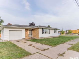 1059 Gordon St, Muskegon, MI 49442