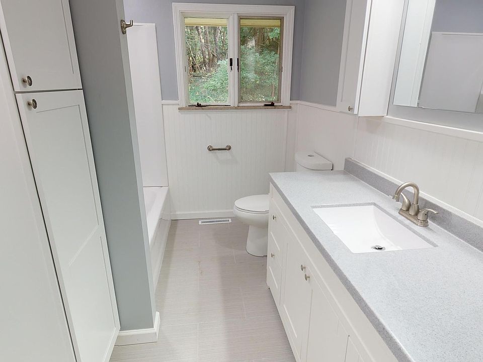 9205 Avery Rd, Broadview Heights, OH 44147 Zillow