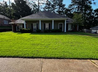 232 Boxwood Cir, Brandon, MS 39047