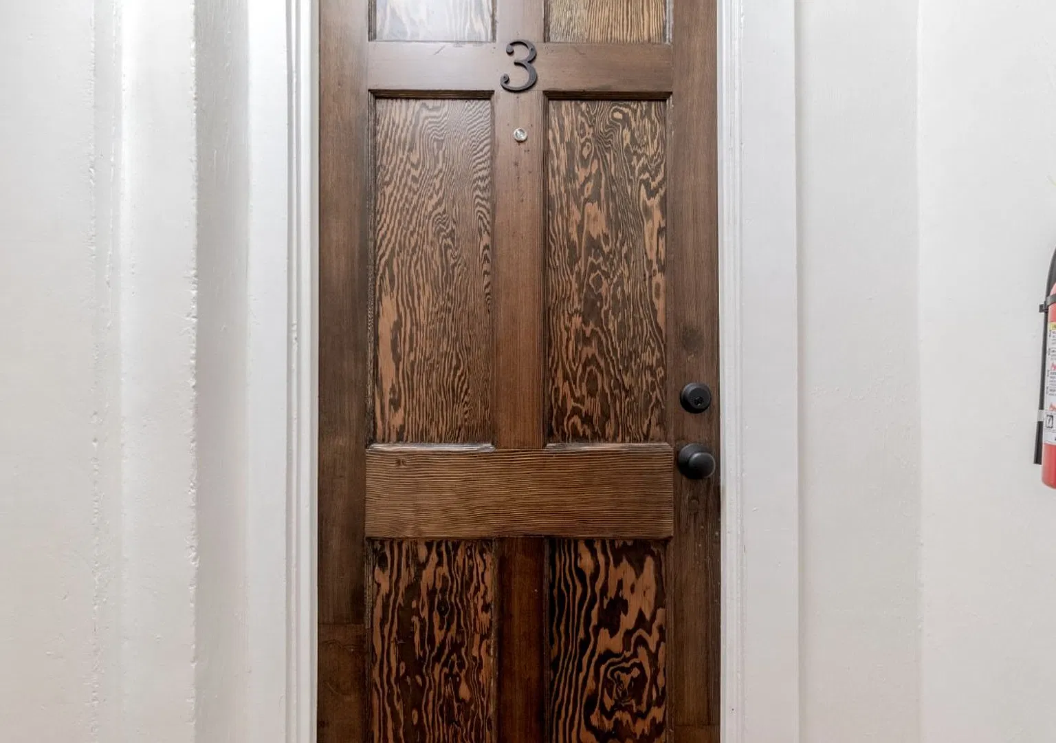 305 Main St — Photo 4