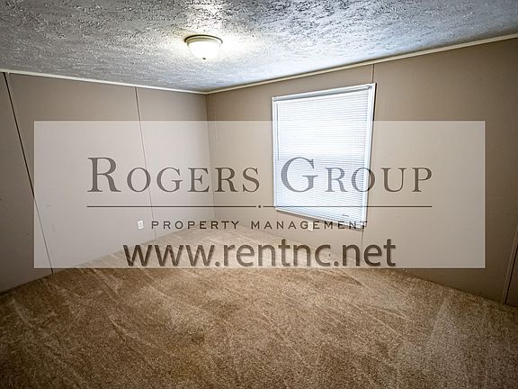 4th image of 101 Hidden Lake Ln