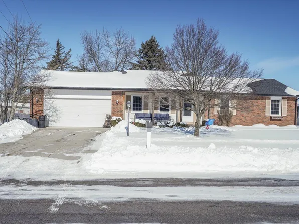 708 Damon Dr, Washington Court House, OH 43160