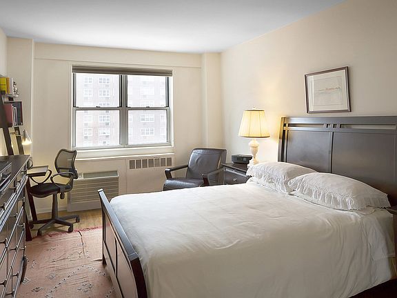 3rd image of 345 W 58th St APT 10F