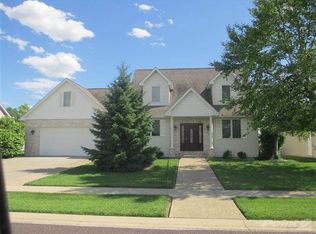 19 Applebee Farms Dr, Jacksonville, IL 62650