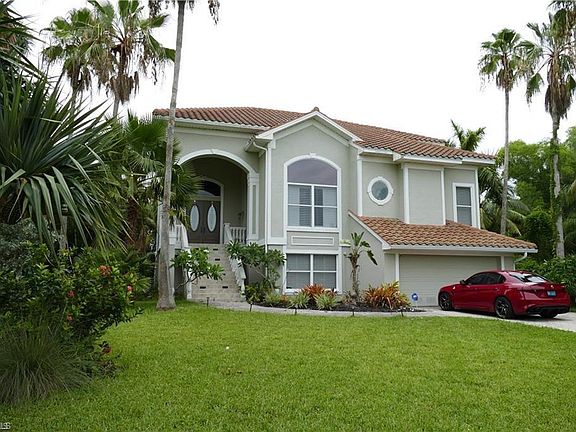 3rd image of 15750 Catalpa Cove Dr