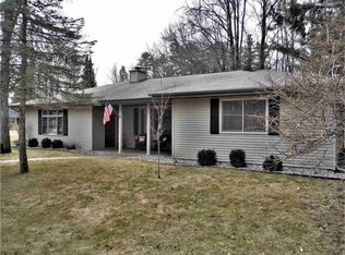 303 Shady Lane Ave, Prudenville, MI 48651