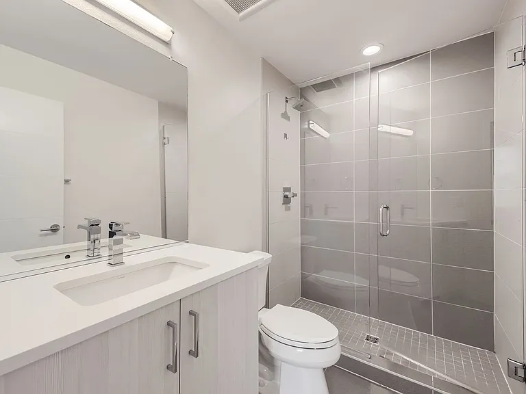 2848 W 24th Ave #4 — Photo 15