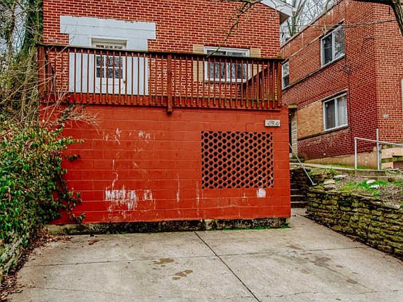 2nd image of 434 Elberon Ave