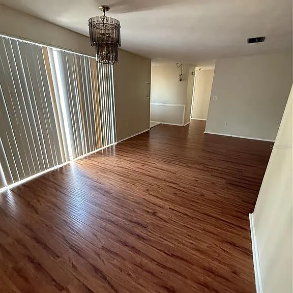 4216 Hillsdale Dr — Photo 8