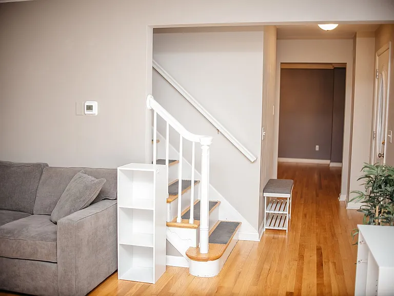 1449 Jill Dr — Photo 3