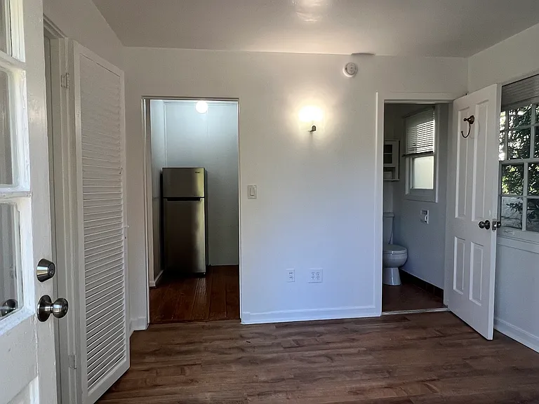2200 S Coast Highway D.5 — Photo 13