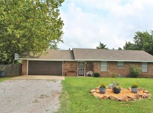 9 Robinette St, Shawnee, OK 74801