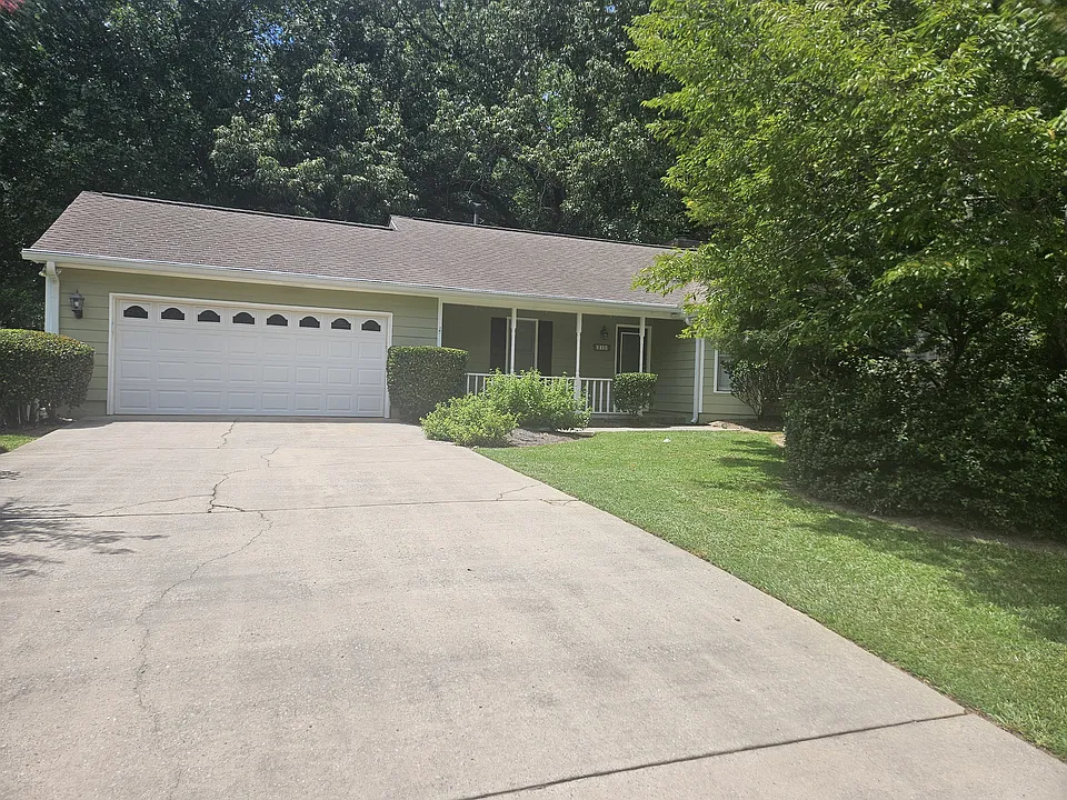 210 Windgate Ct