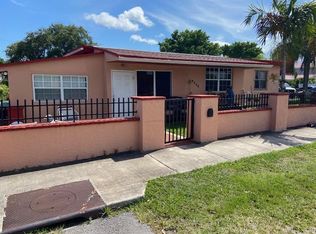 9490 SW 38th St, Miami, FL 33165