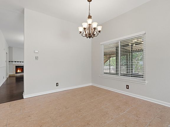 3rd image of 239 BURLINGTON DR