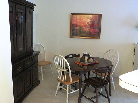 3rd image of 1724 Lake Shore Crest Dr APT 22