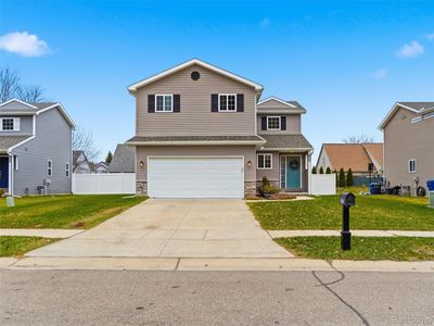 250 Fountain Park Dr, Waterford, MI, 48327