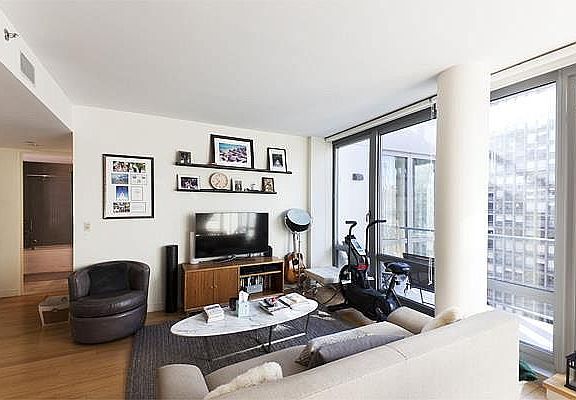 3rd image of 303 E 33rd St APT 11F