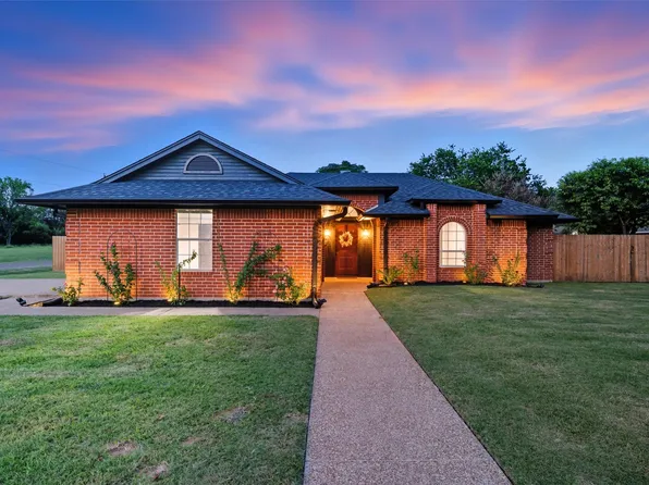 100 Deer Crk, Waco, TX 76705