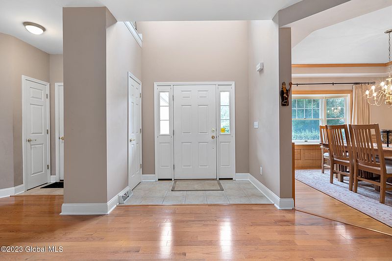 4th image of 76 Cheshire Way