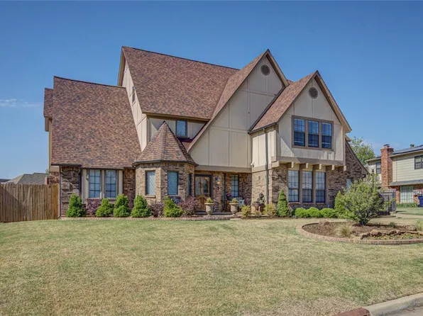 2724 SW 113th St, Oklahoma City, OK 73170