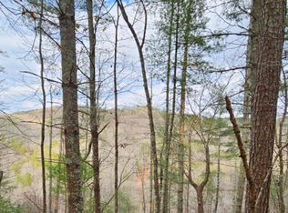 1744 Meadow Ln, Talking Rock, GA 30175