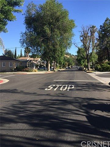 2nd image of 5001 Newcastle Ave