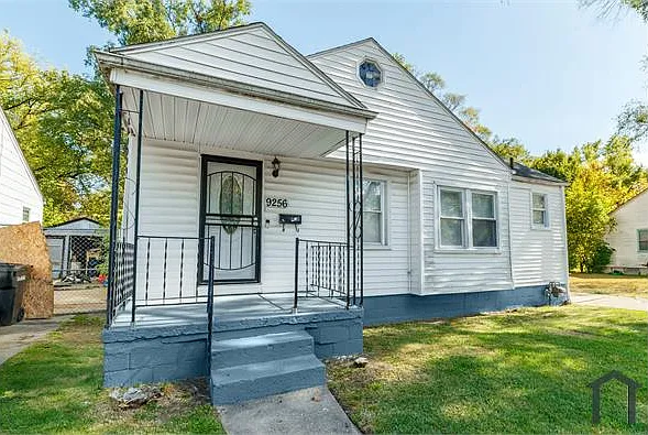 9256 Auburn St — Photo 12
