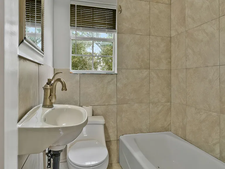 5206 Georgia Ave — Photo 19